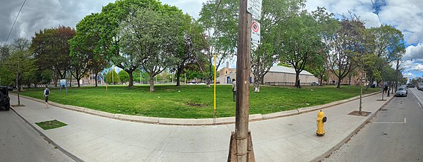 Moss Park, north side of Queen Street East, between Church and Jarvis, 2022 05 17 (52080921163) (cropped).jpg