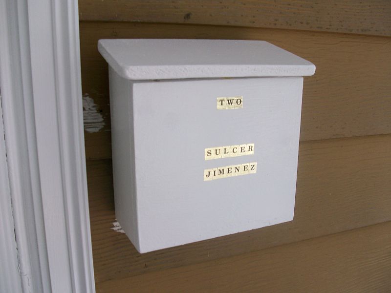 File:Mailbox made from particle board.jpg