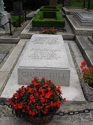 Winston Churchill Grave.jpg